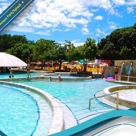 דירות קאלדס נובאס Piazza Acqua Park מראה חיצוני תמונה
