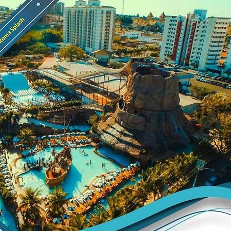 דירות קאלדס נובאס Piazza Acqua Park מראה חיצוני תמונה