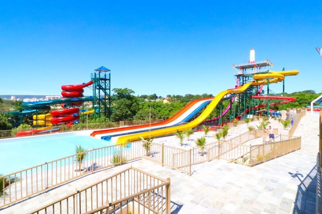 דירות קאלדס נובאס Piazza Acqua Park מראה חיצוני תמונה