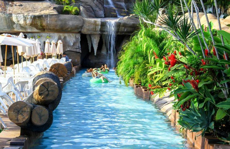 דירות קאלדס נובאס Piazza Acqua Park מראה חיצוני תמונה