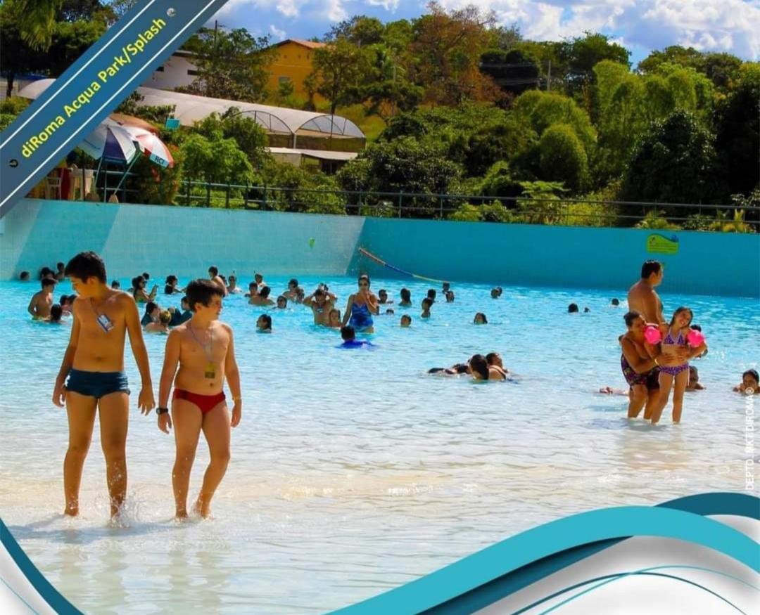 דירות קאלדס נובאס Piazza Acqua Park מראה חיצוני תמונה